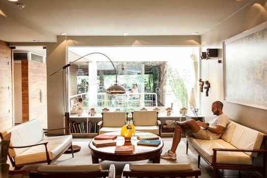 Home Hotel