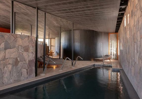Tierra Atacama, Beckons