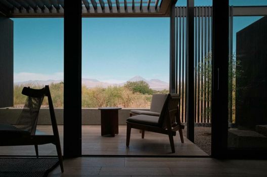 Tierra Atacama, Beckons