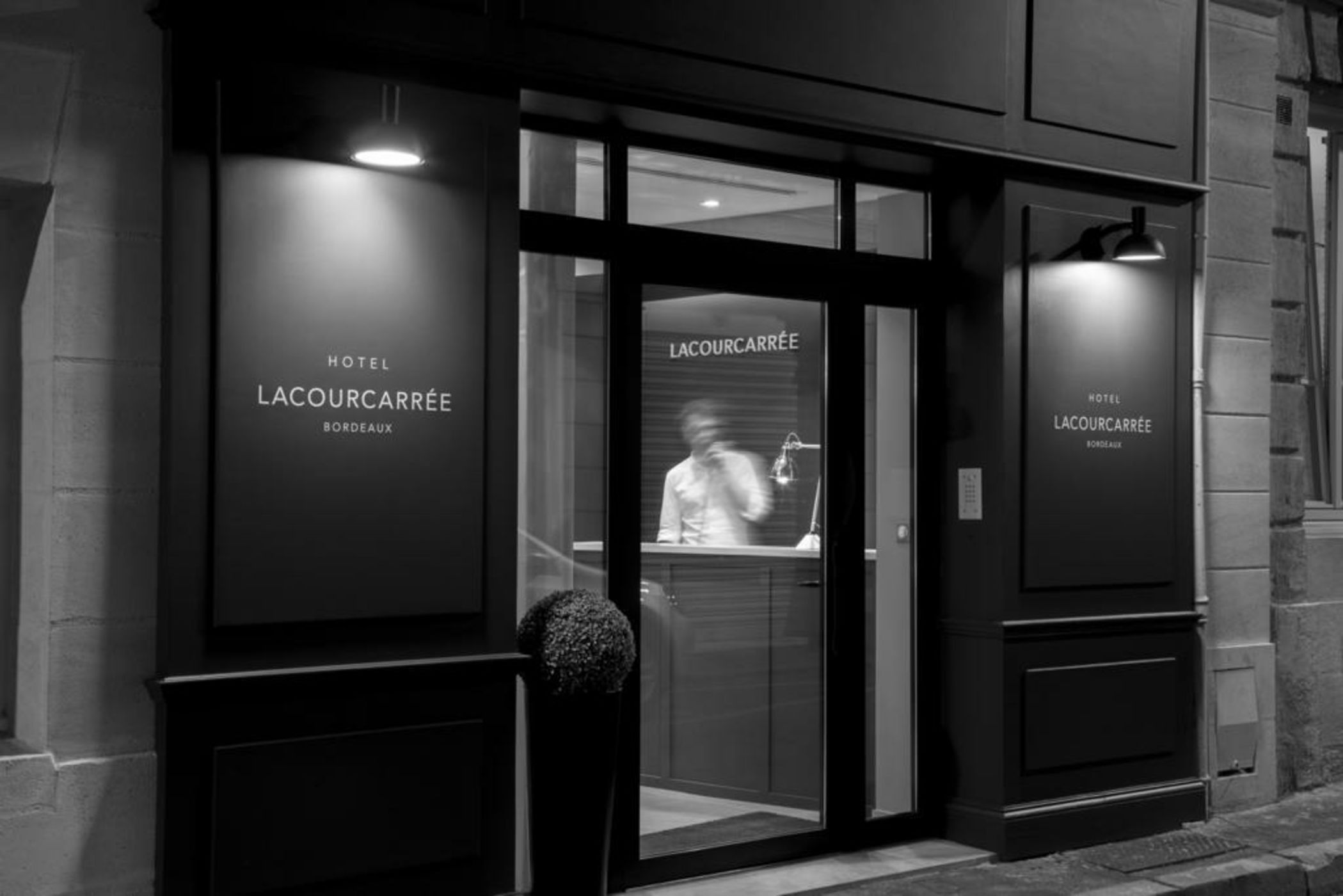 Hôtel La Cour Carrée Bordeaux Centre