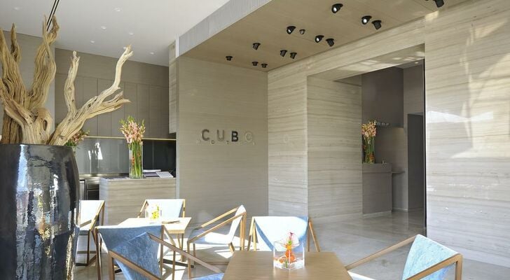 Hotel Cubo