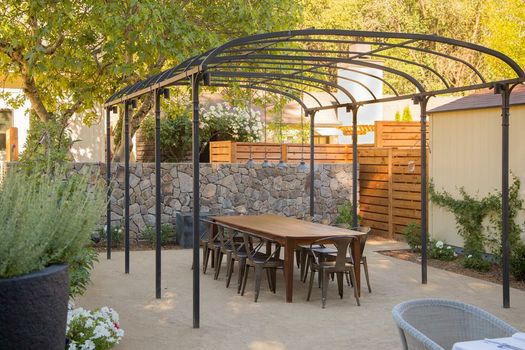Farmhouse Inn