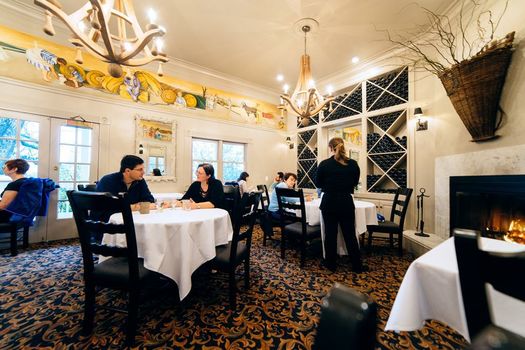 Farmhouse Inn