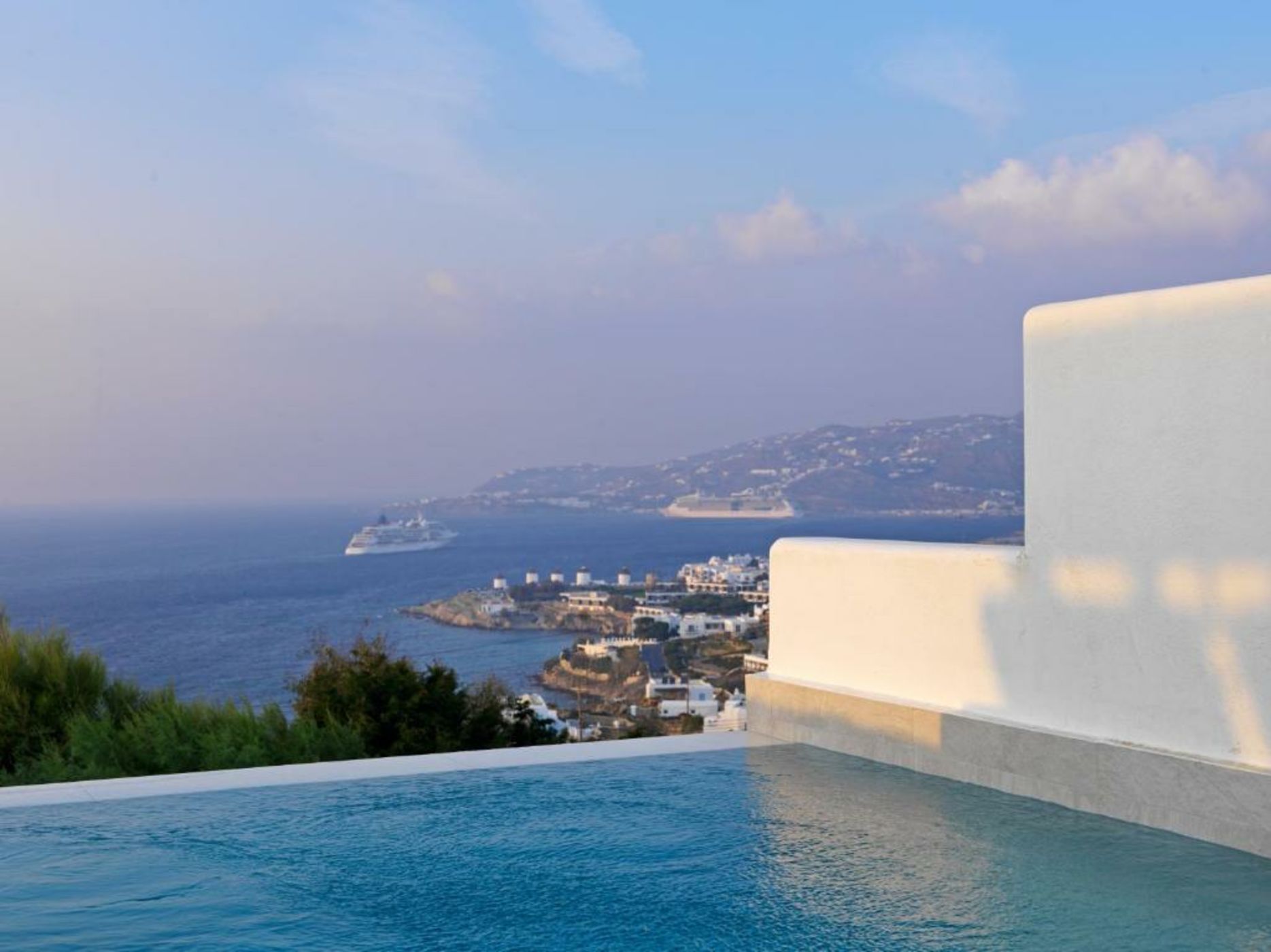 Myconian Korali Relais & Chateaux