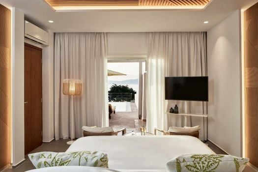 Myconian Korali Relais & Chateaux