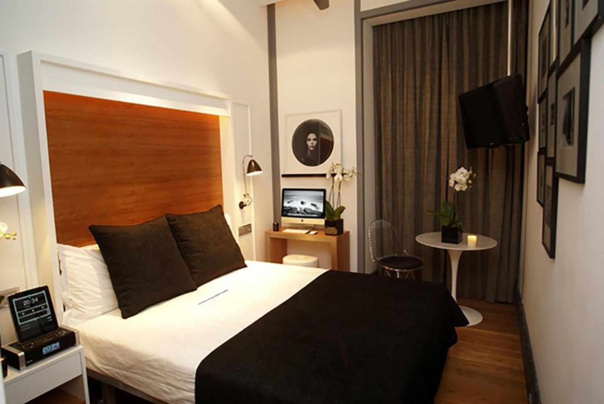 Browns Downtown Hotel