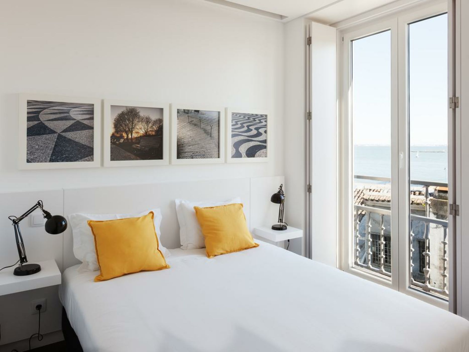 Hello Lisbon Santa Apolónia Apartments