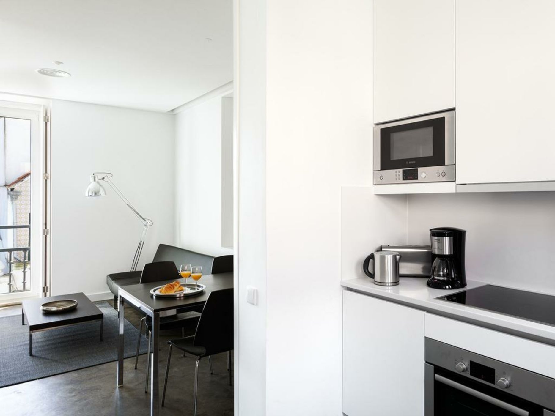 Hello Lisbon Santa Apolónia Apartments