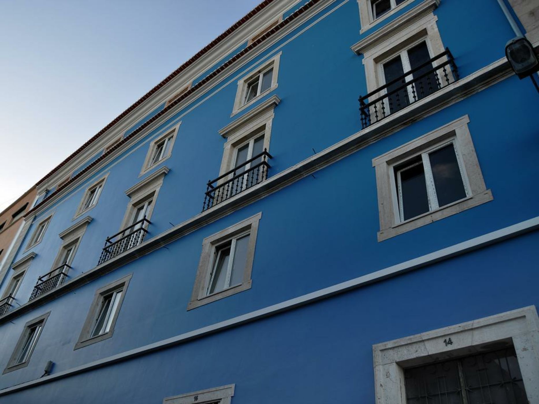 Hello Lisbon Santa Apolónia Apartments