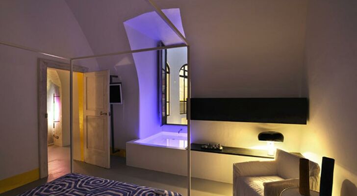 Capri Suite