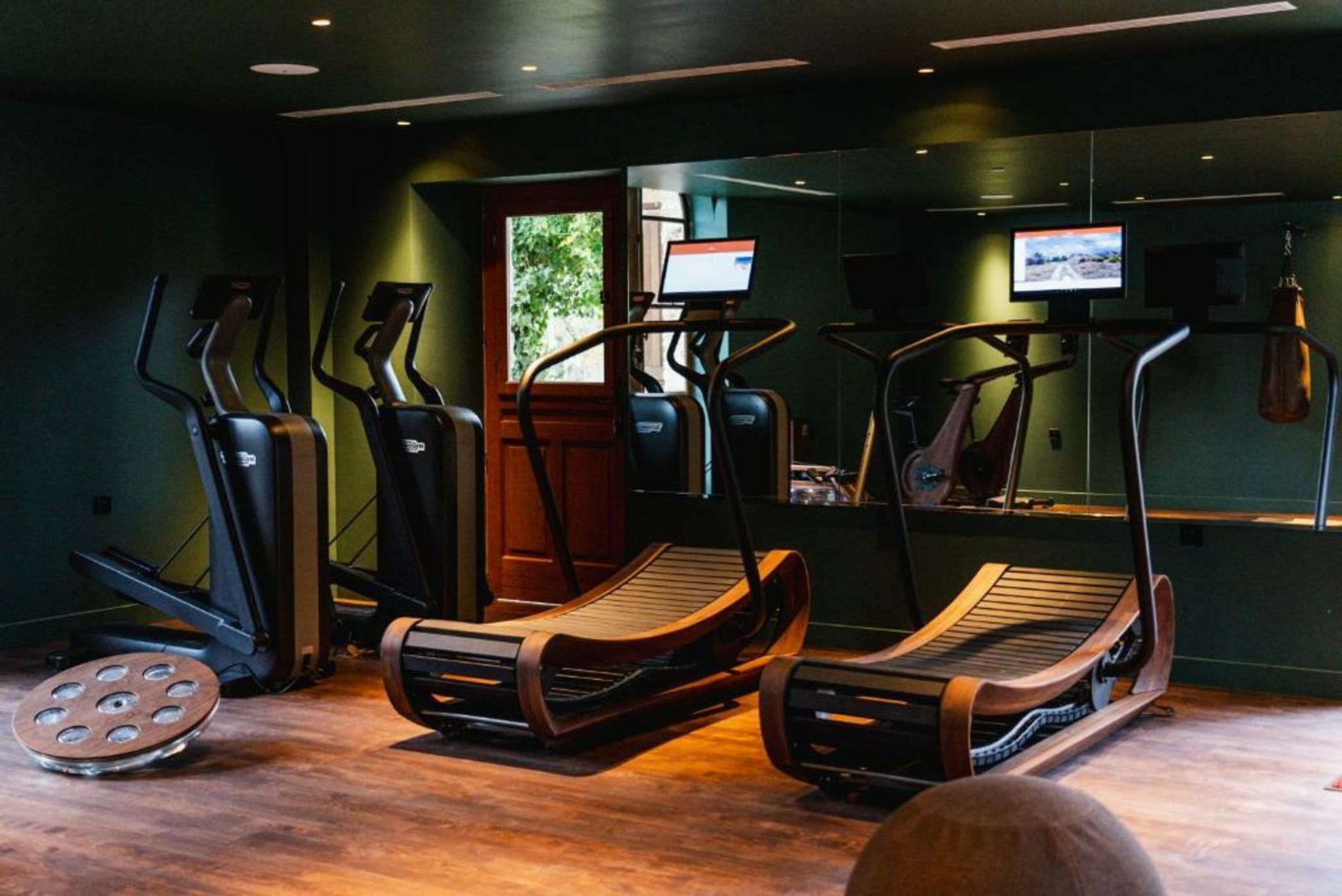 Abbaye Des Vaux De Cernay