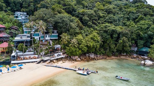 Alunan Resort