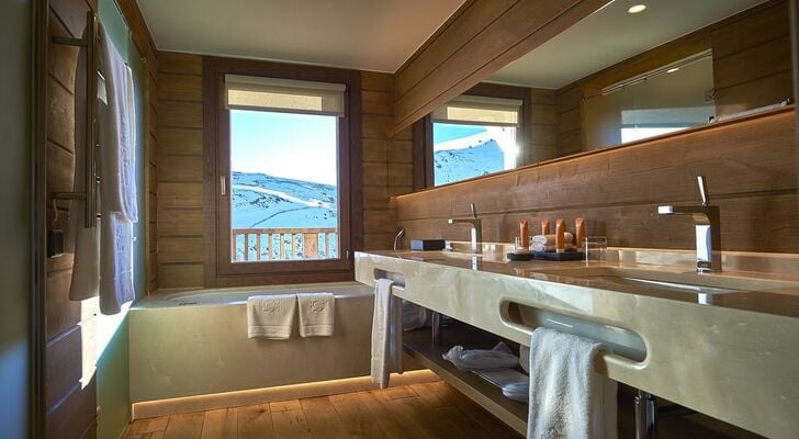 El Lodge, Ski & Spa