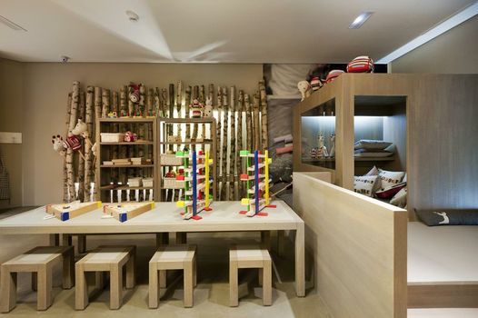 El Lodge, Ski & Spa