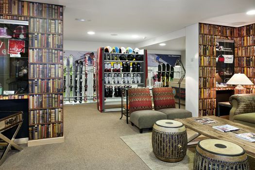 El Lodge, Ski & Spa