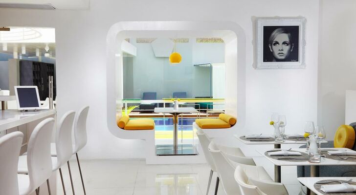 Chill Hotel Seminyak