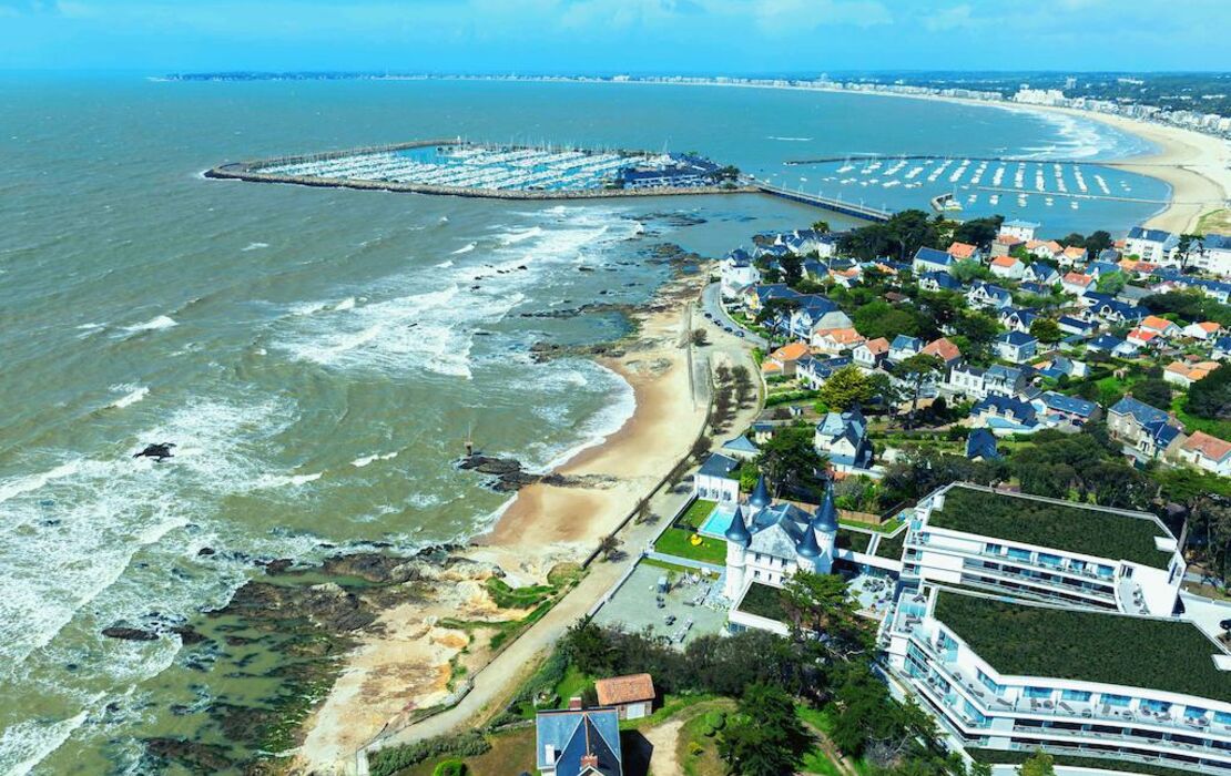 Château des Tourelles, Hôtel Thalasso Spa Baie de La Baule, a Design