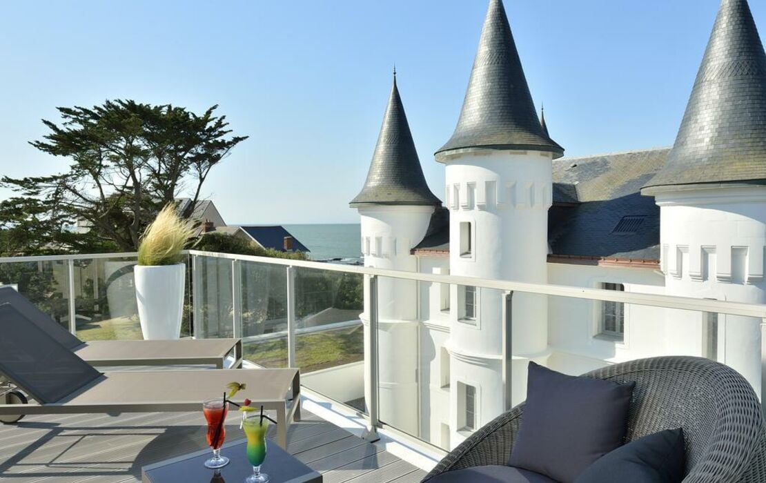 Château des Tourelles, Hôtel Thalasso Spa Baie de La Baule, a Design