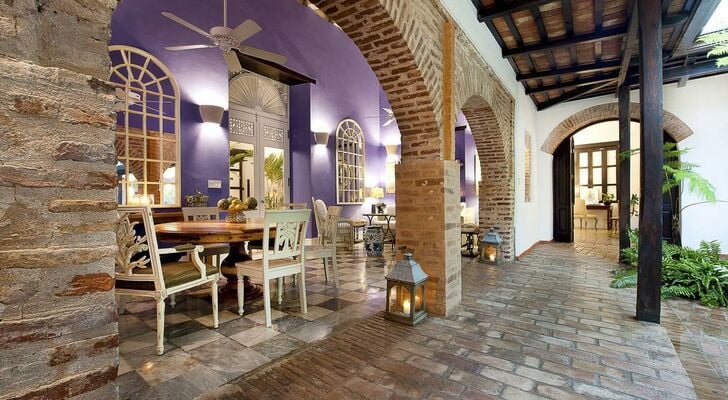 Casas del XVI Boutique Hotel