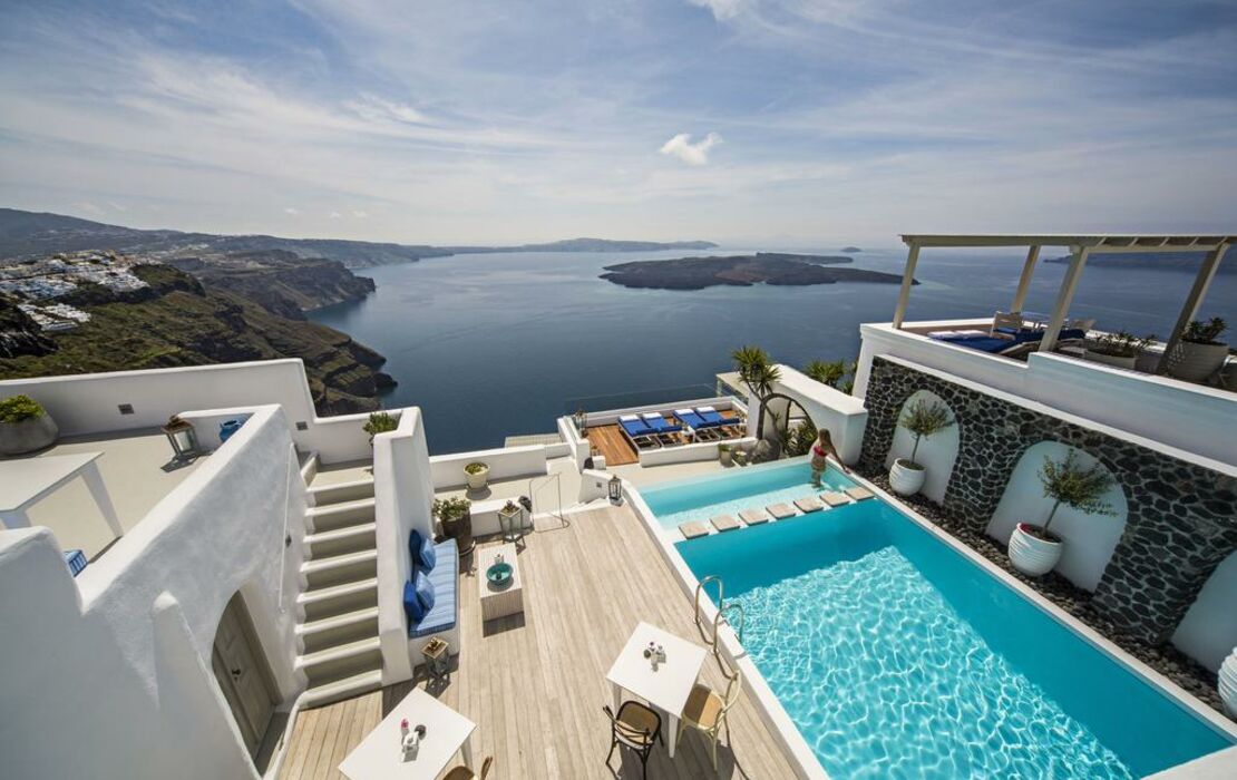 Iconic Santorini, a boutique cave hotel