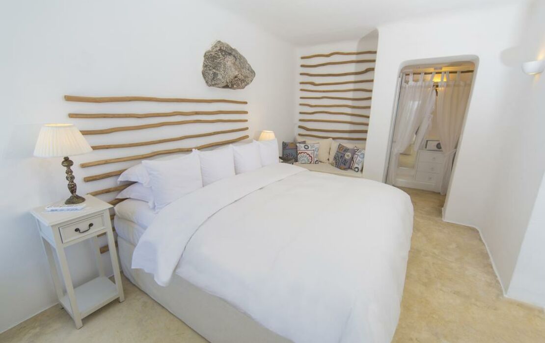 Iconic Santorini, a boutique cave hotel