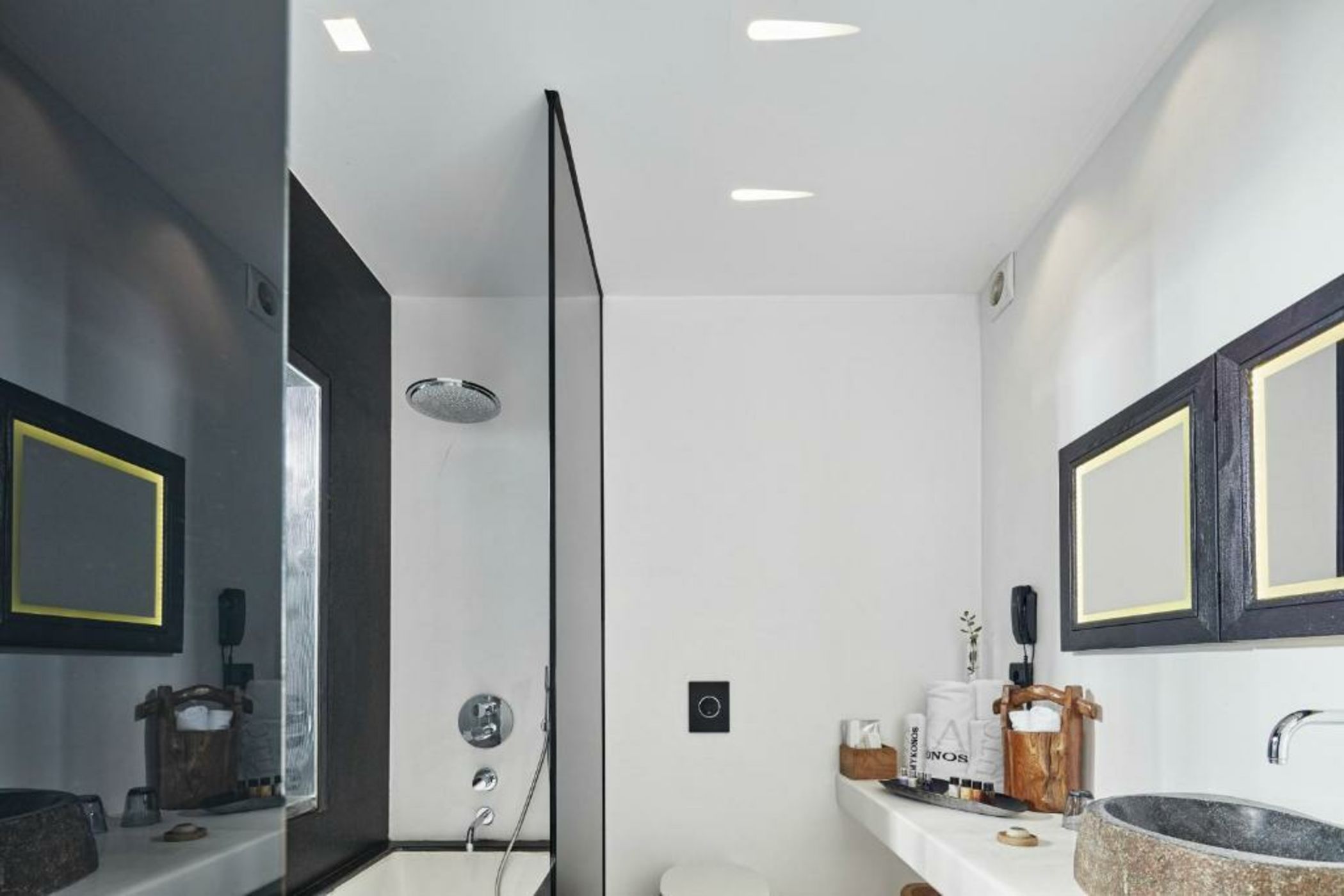 Myconian Utopia Relais & Chateaux