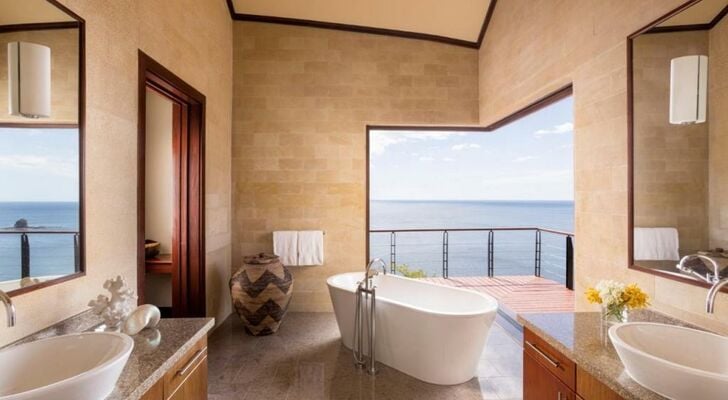 Four Seasons Resort Costa Rica at Peninsula Papagayo
