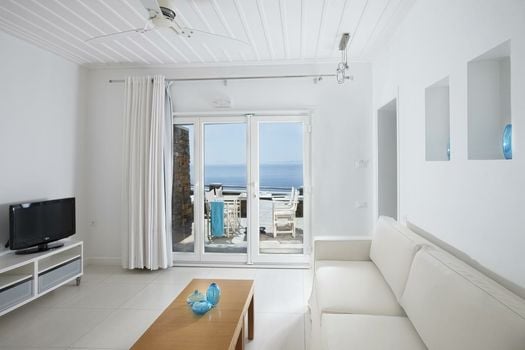 Selana Suites
