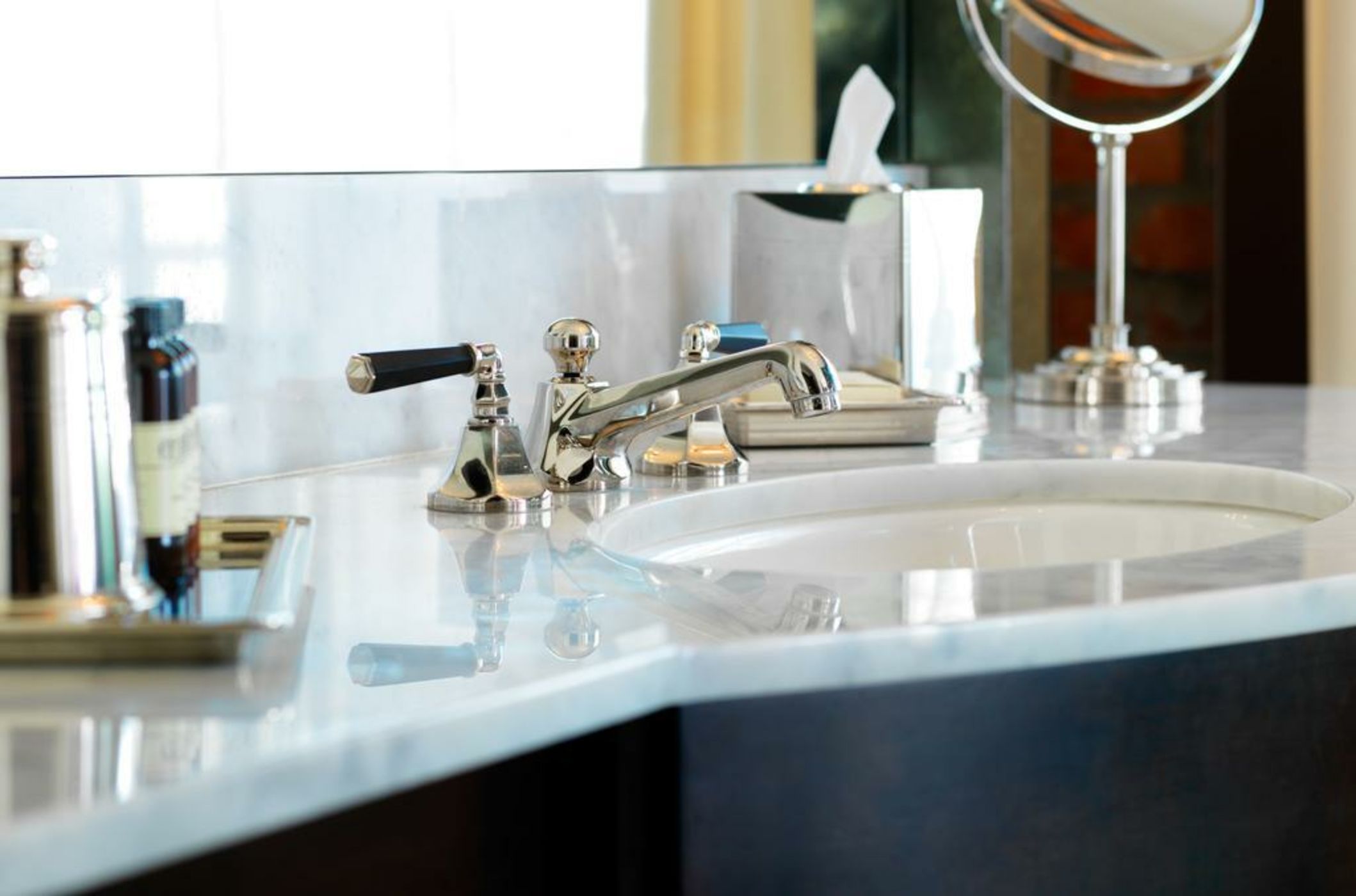 Granada Hotel & Bistro