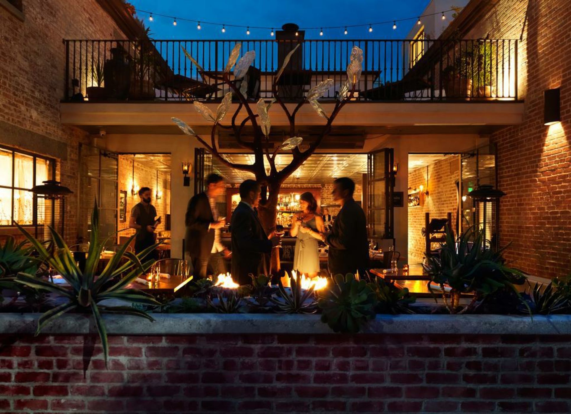 Granada Hotel & Bistro