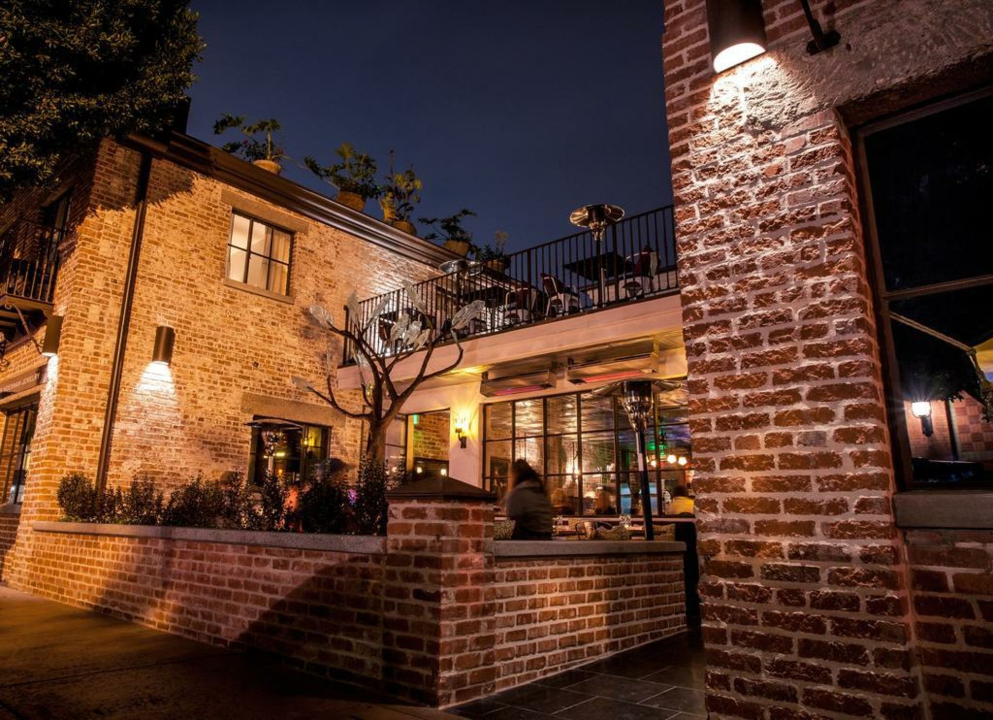 Granada Hotel & Bistro