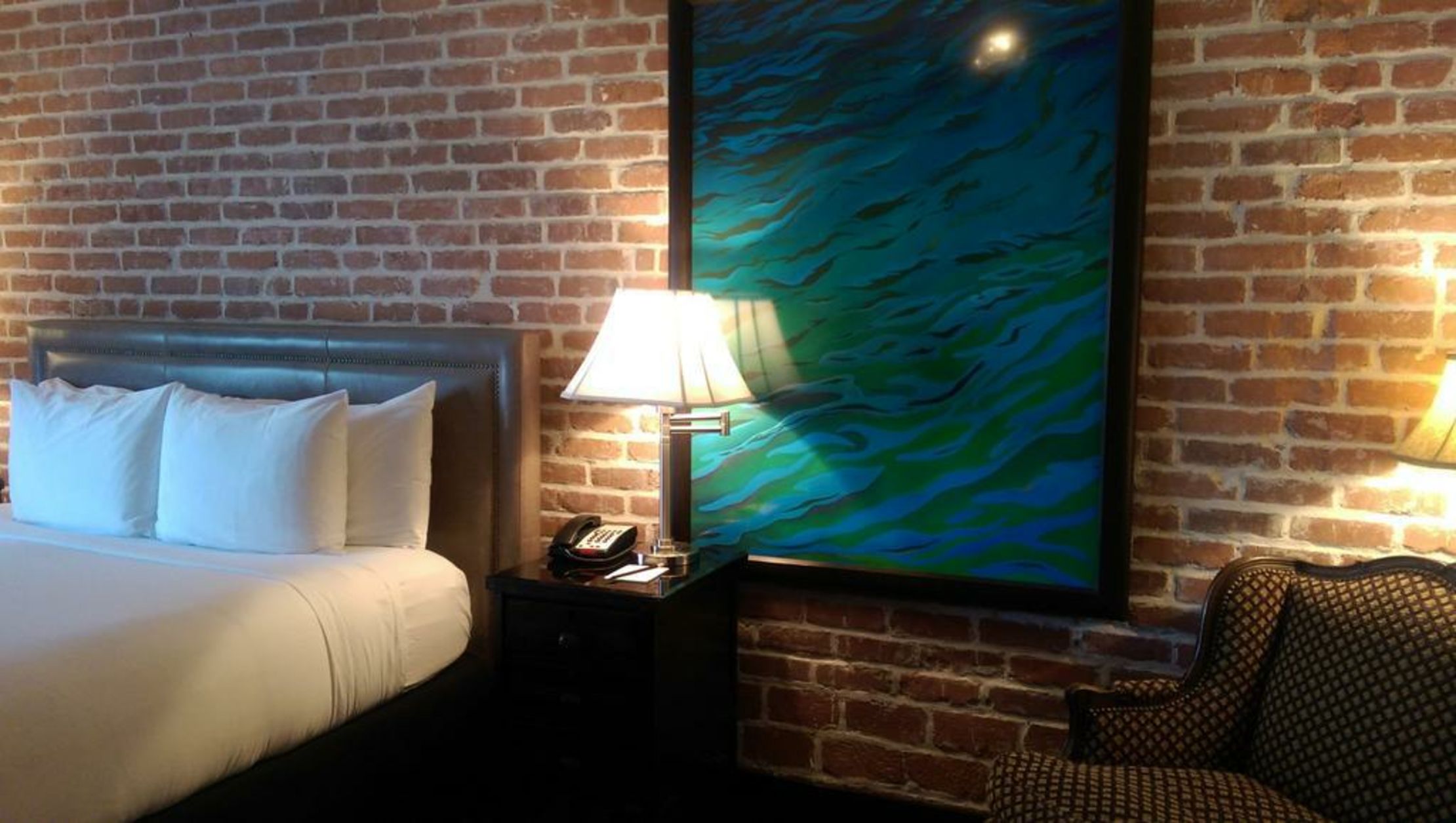 Granada Hotel & Bistro