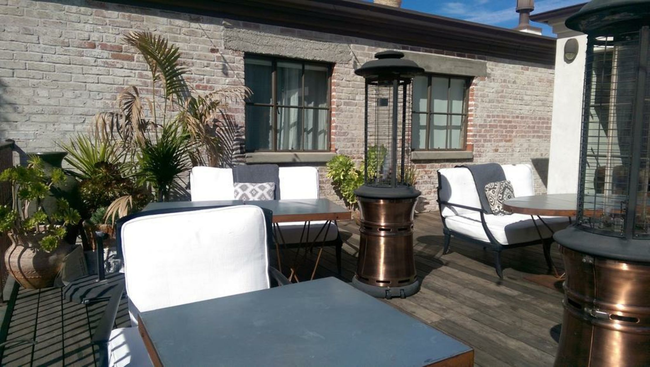 Granada Hotel & Bistro