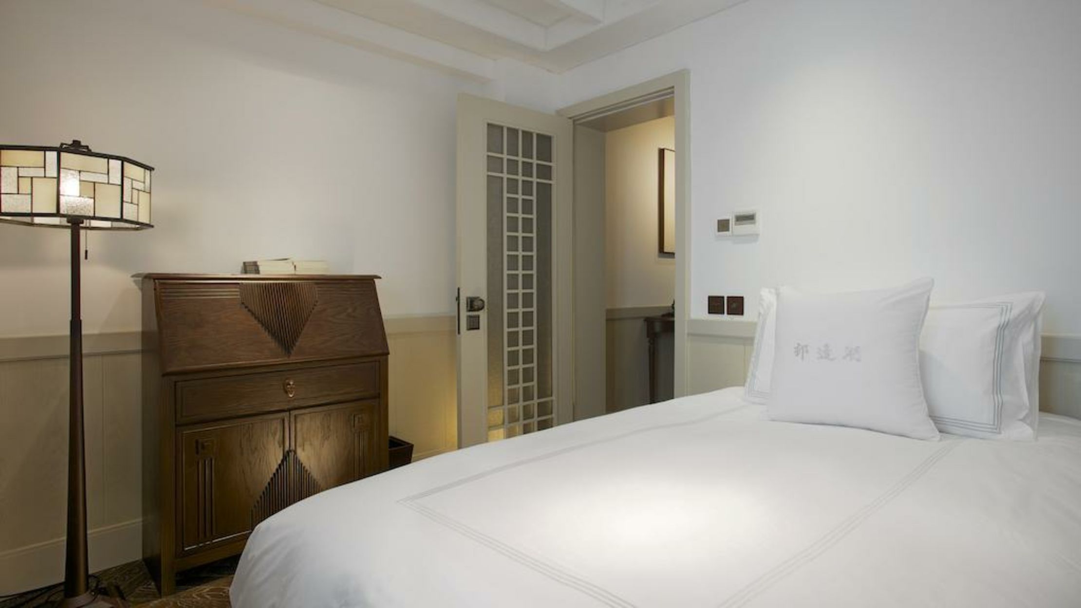 Relais & Chateaux Chaptel Hangzhou Hotel