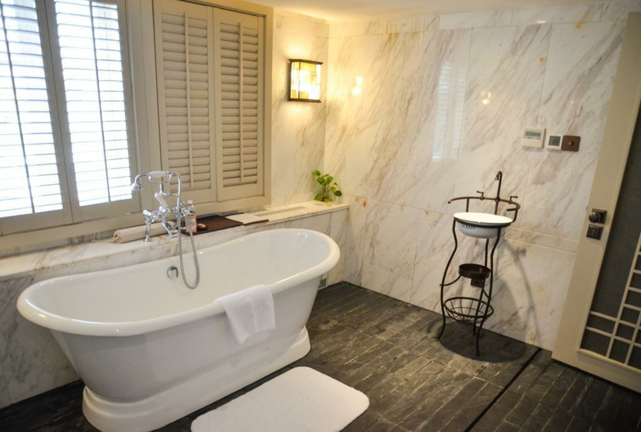 Relais & Chateaux Chaptel Hangzhou Hotel