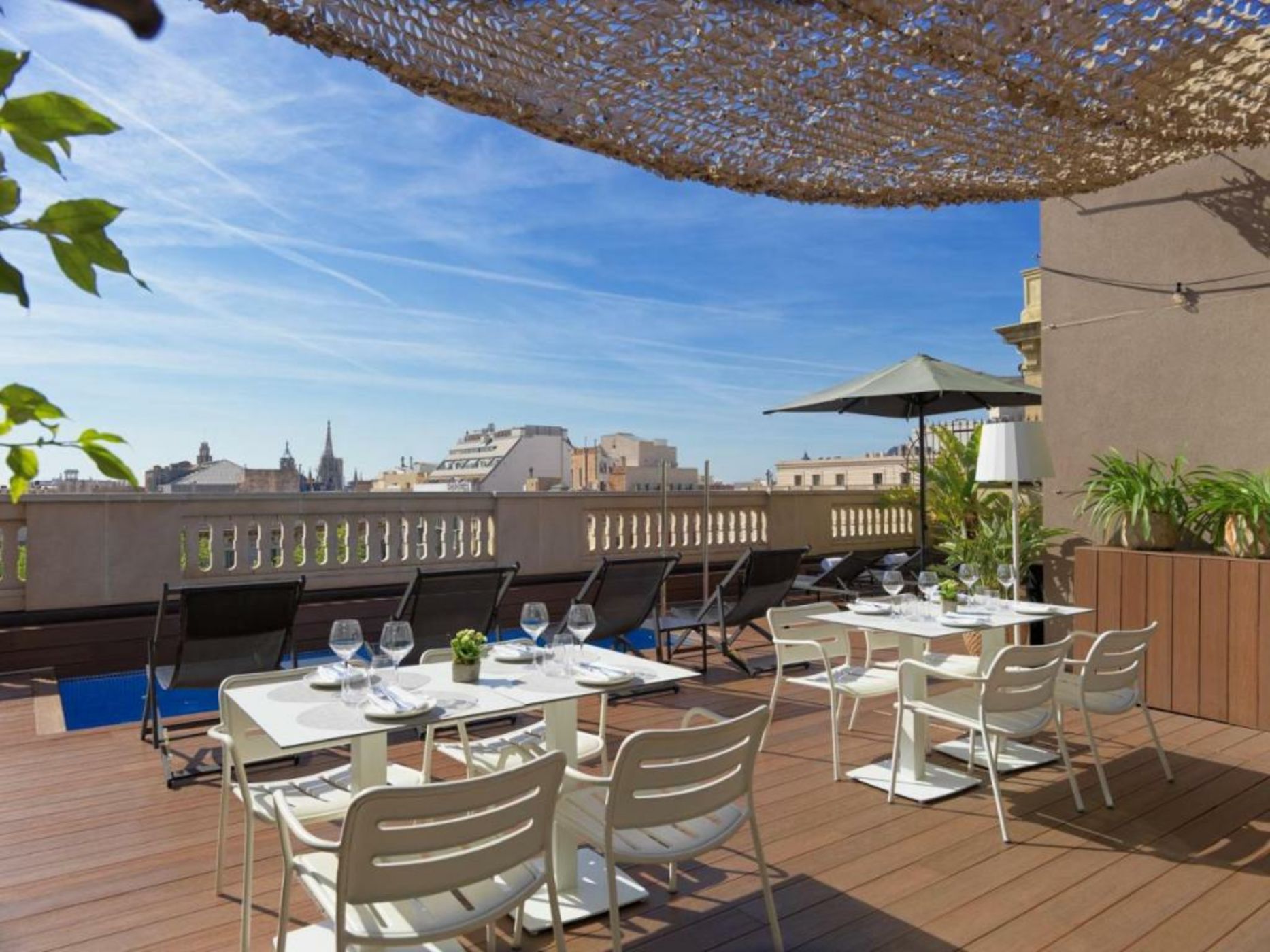 H10 Urquinaona Plaza