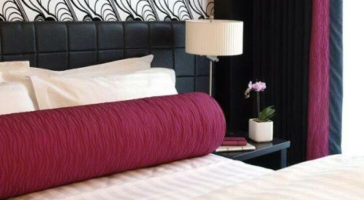 Hampton Hotel
