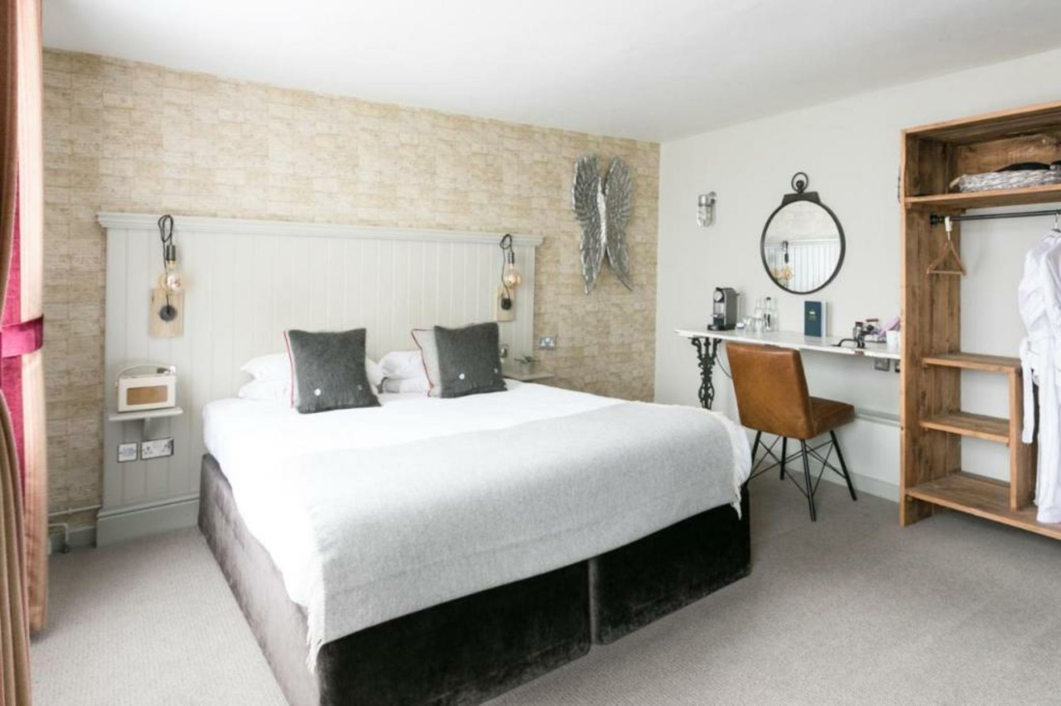 The Angel & Blue Pig