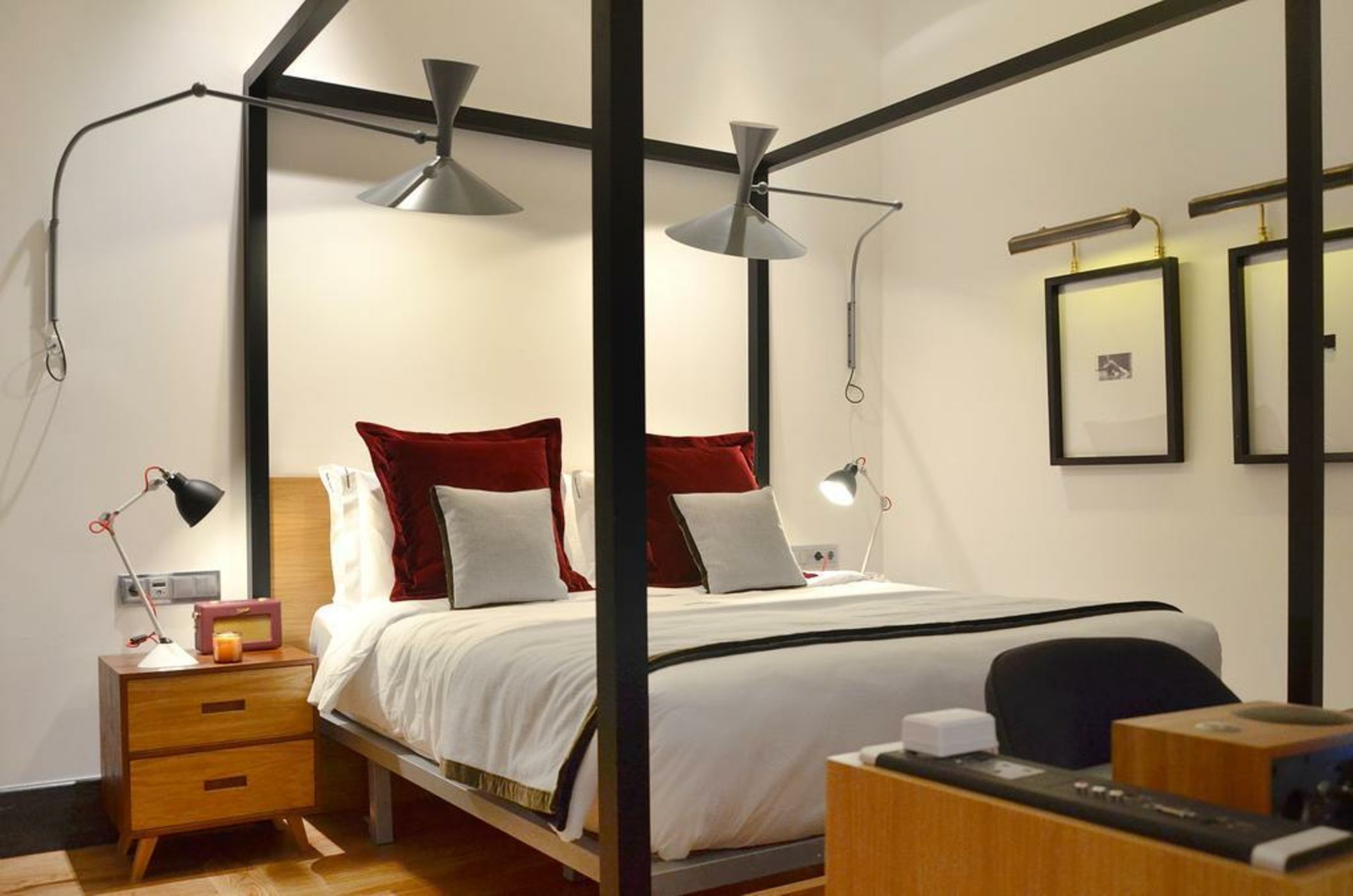 Browns Central Hotel