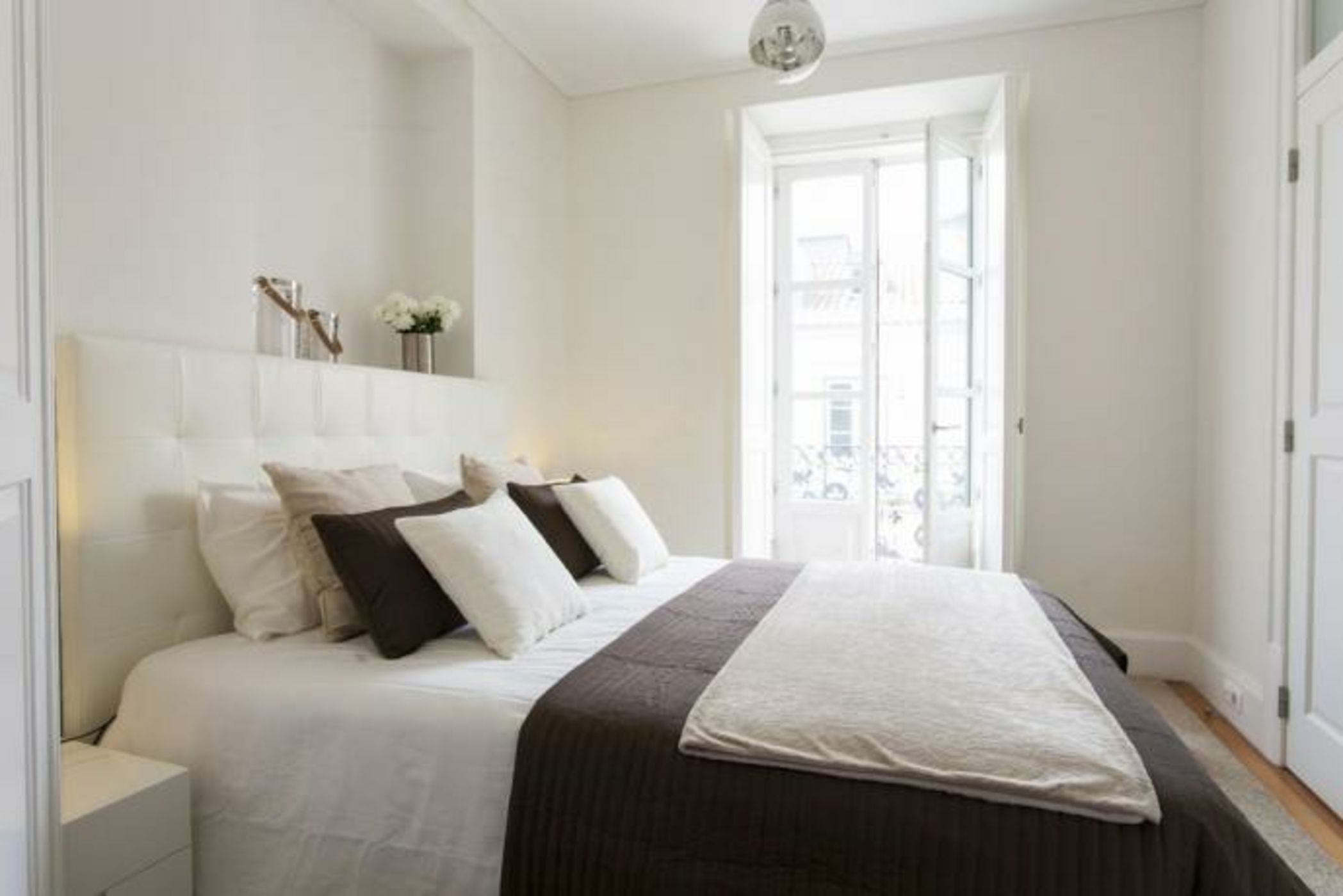 Downtown Blue Apartments | RentExperience