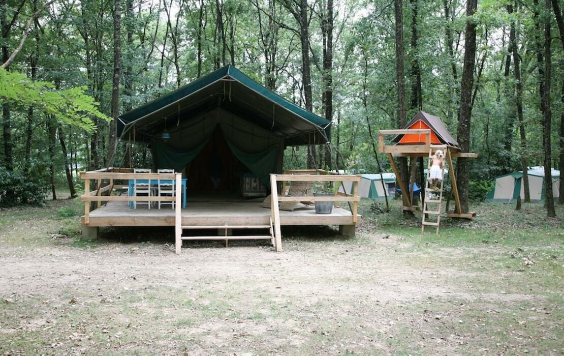 La Parenthèse-Camping Les Ormes