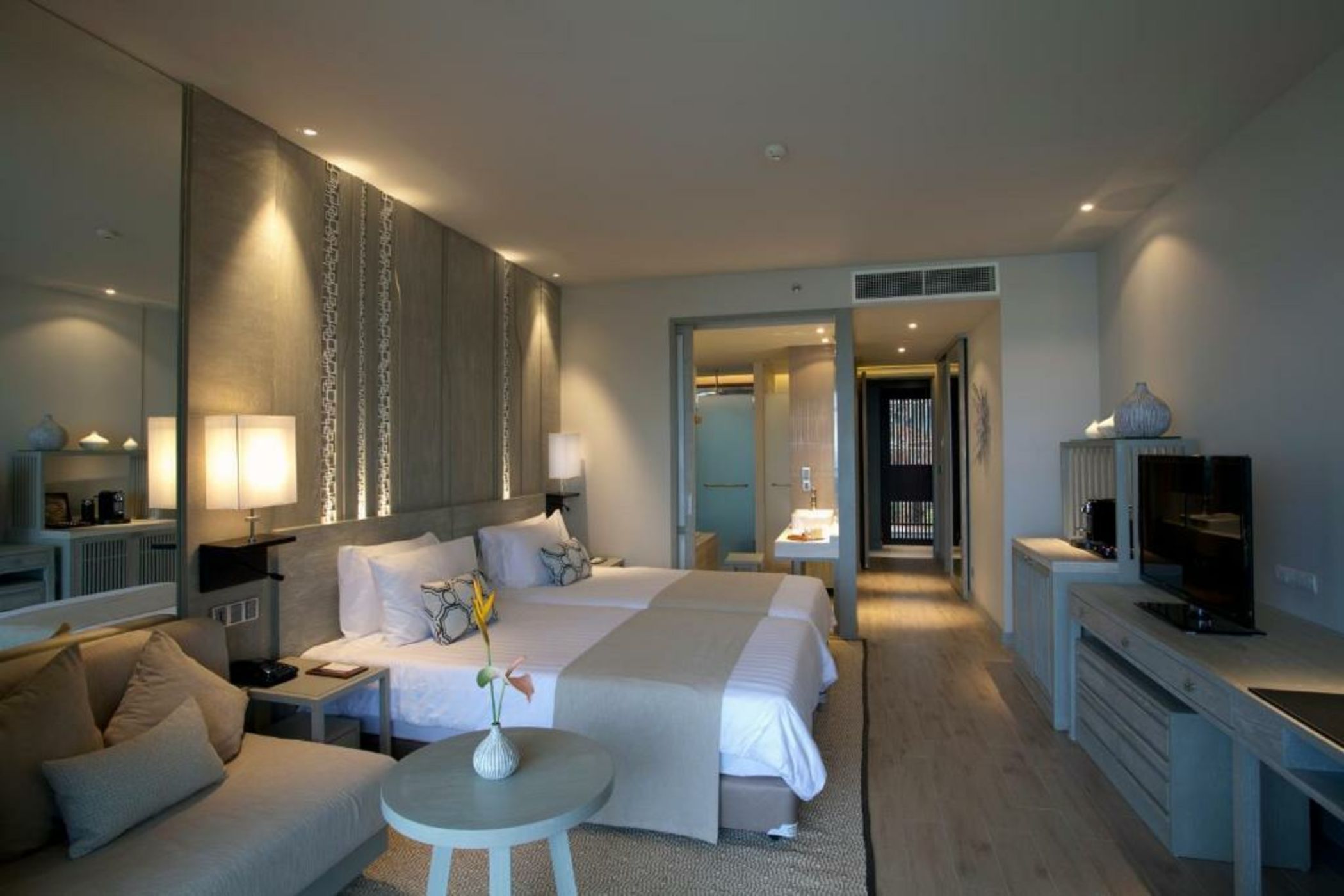 Pullman Phuket Arcadia Naithon Beach