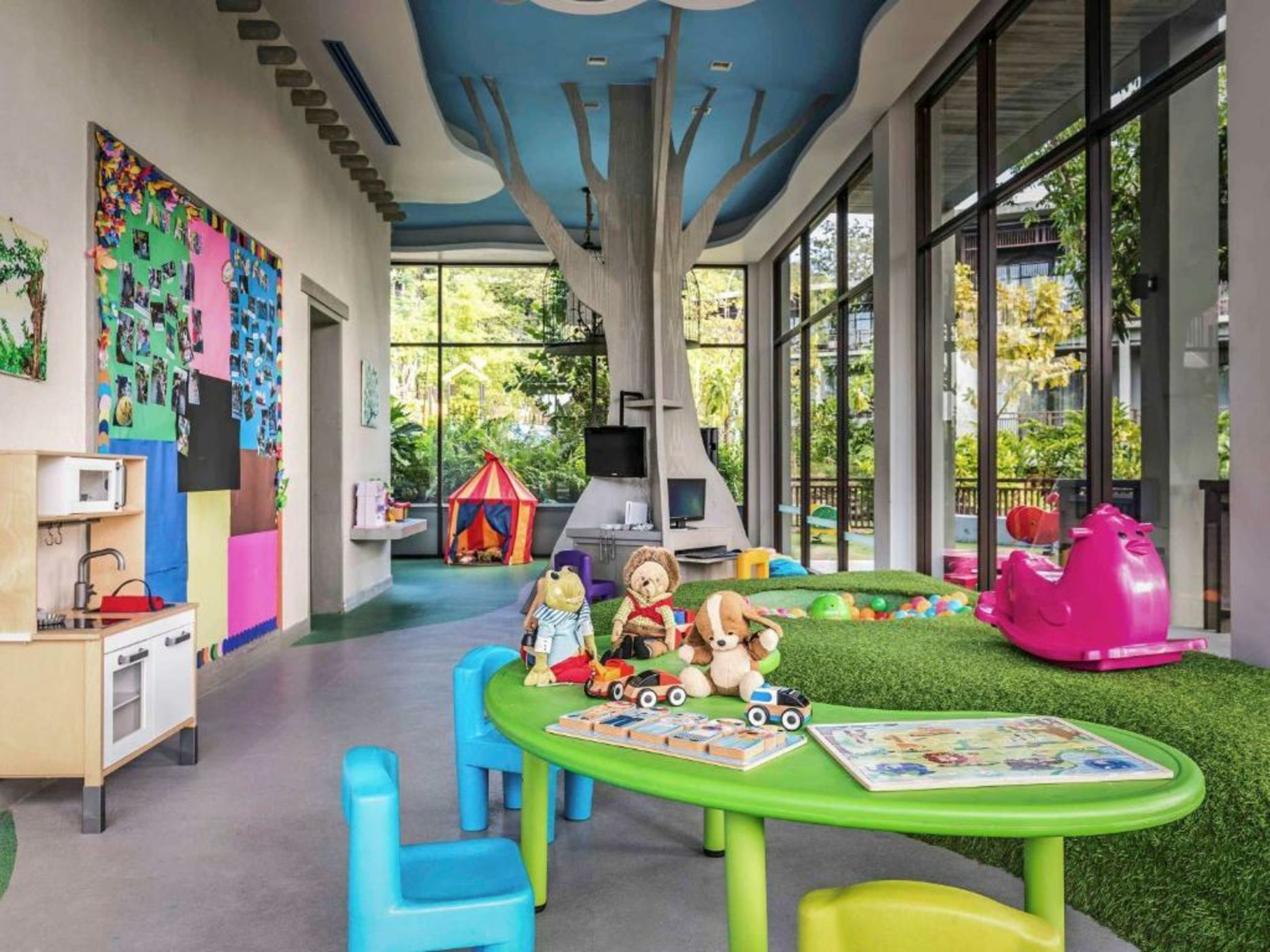 Pullman Phuket Arcadia Naithon Beach