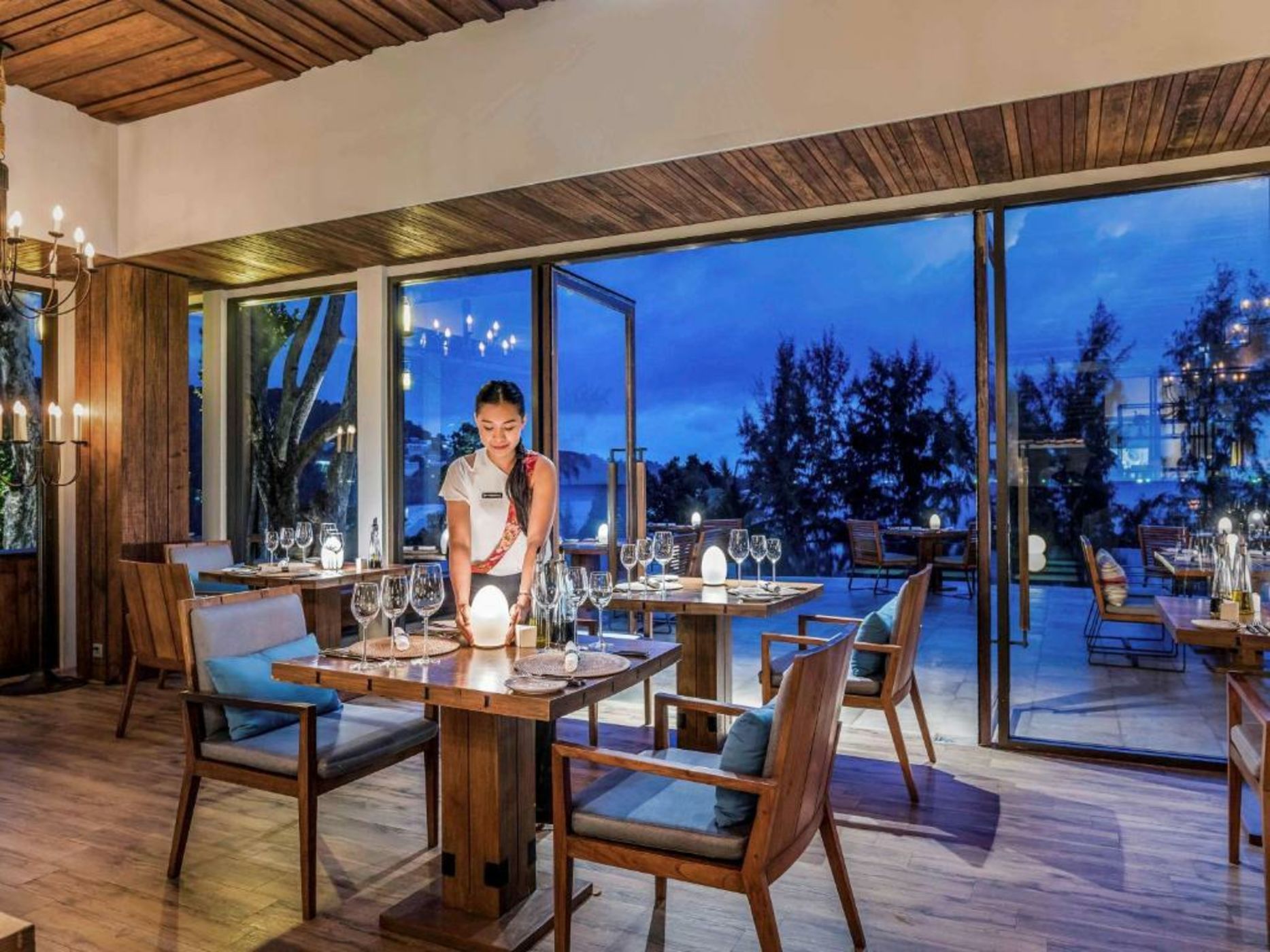 Pullman Phuket Arcadia Naithon Beach