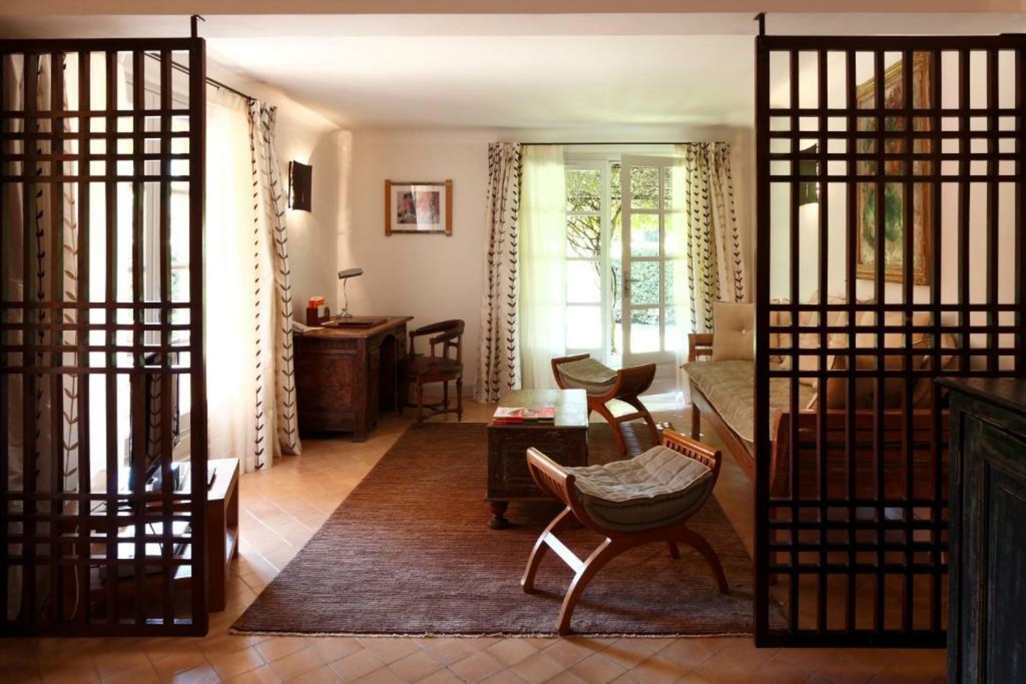 Hostellerie De L'abbaye De La Celle - Les Collectionneurs