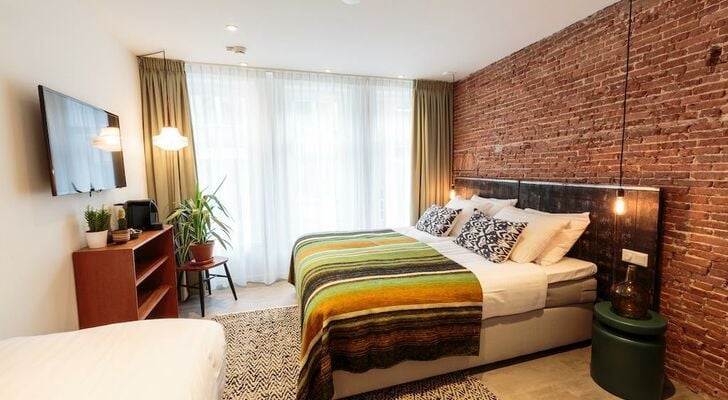 Hotel Dwars
