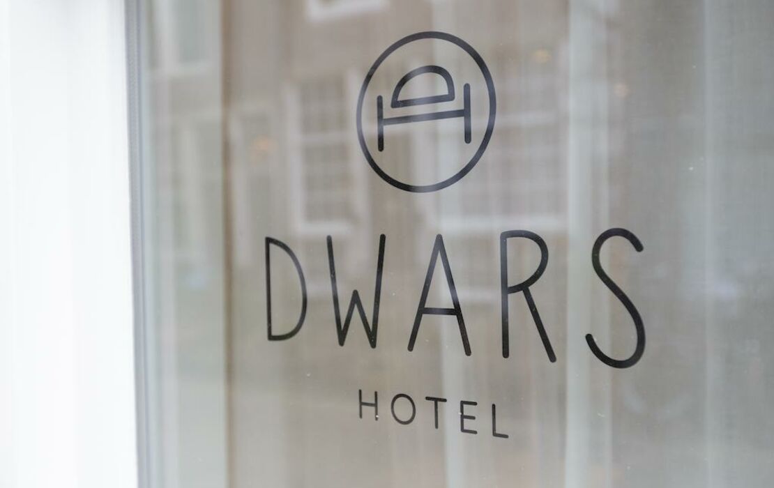 Hotel Dwars