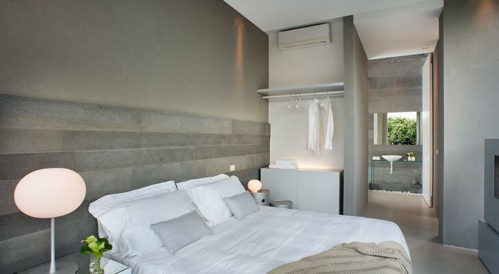Zash Boutique Hotel