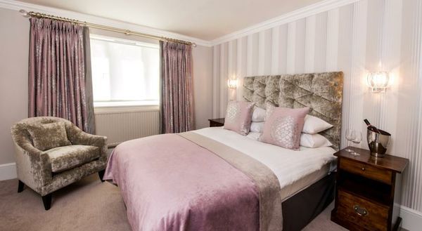 The Manor Elstree