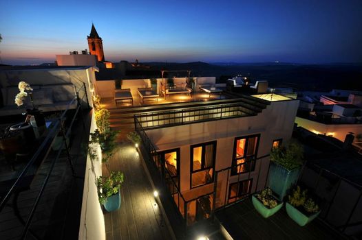 V... Boutique Hotel